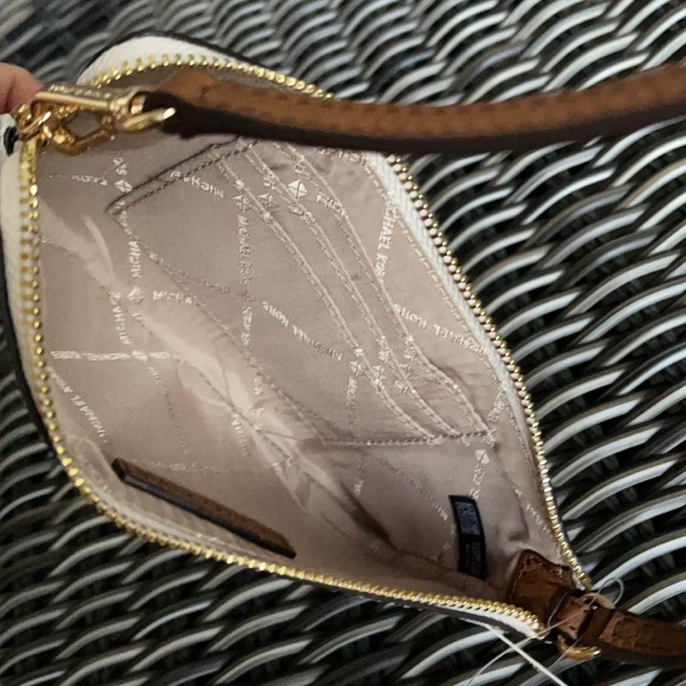 Michael Kors Jet Set Travel Large Top Zip Signature Wristlet Clutch - Picture 8 of 16